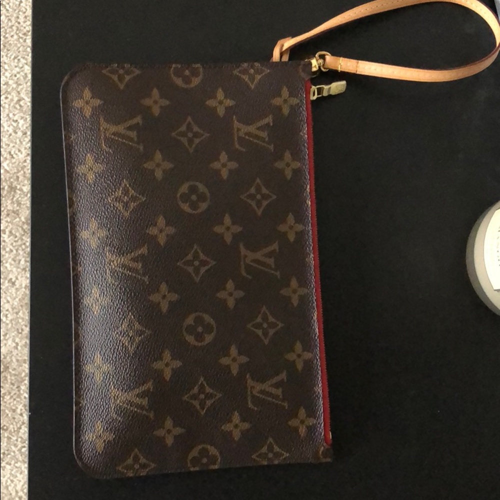 Neverfull wristlet